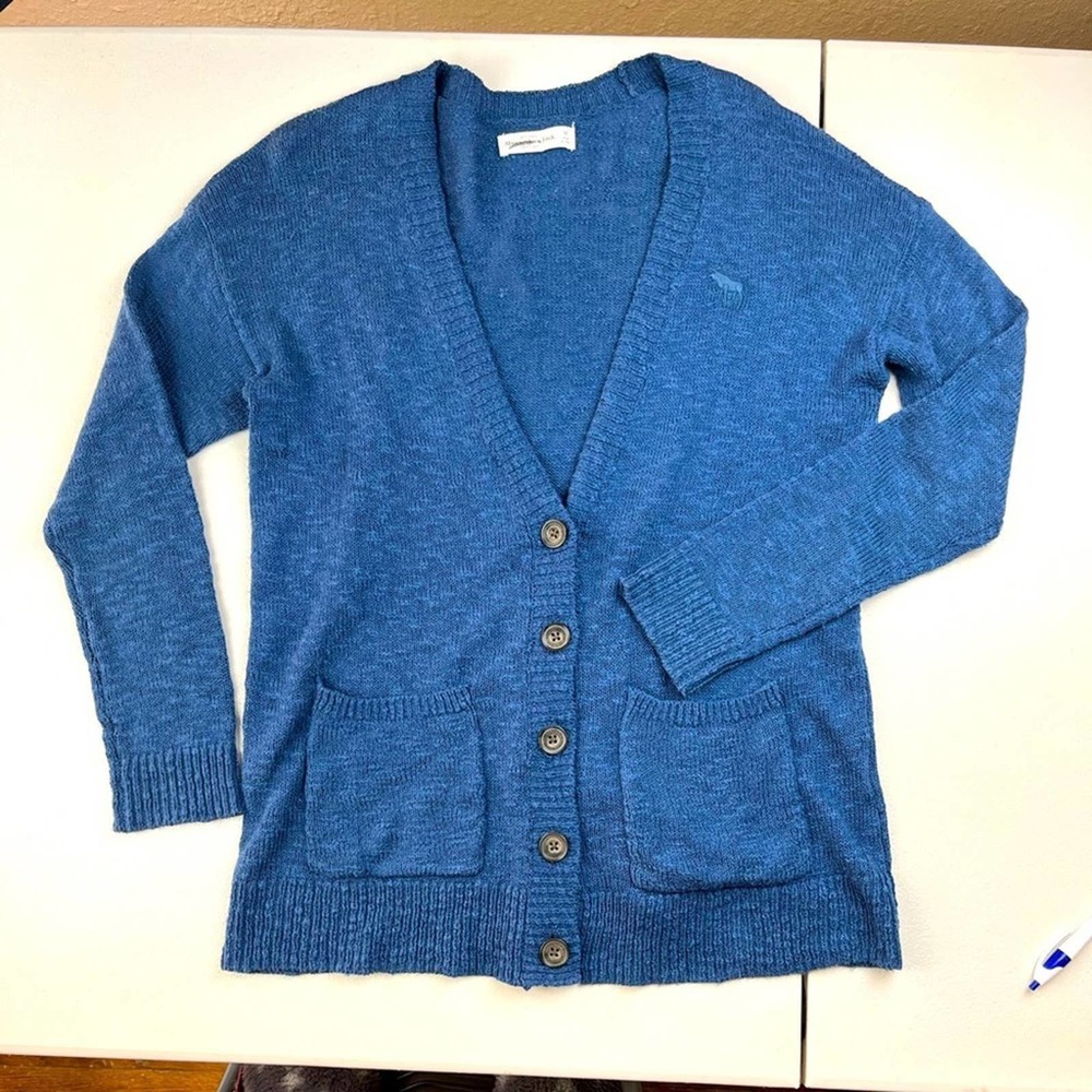 Blue V Neck Abercrombie Oversized Grandpa Cardigan Sweater Women’s Size Medium